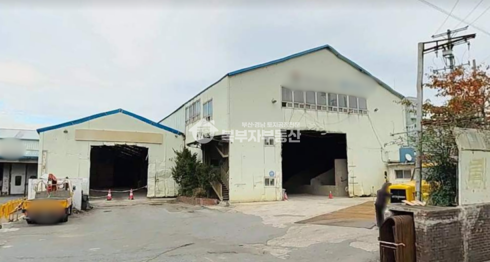 부산 사상구 감전동 A,B,C동 부산 사상구 감전동 공장매매 당1133만 매매 매물번호 11336 사진 1